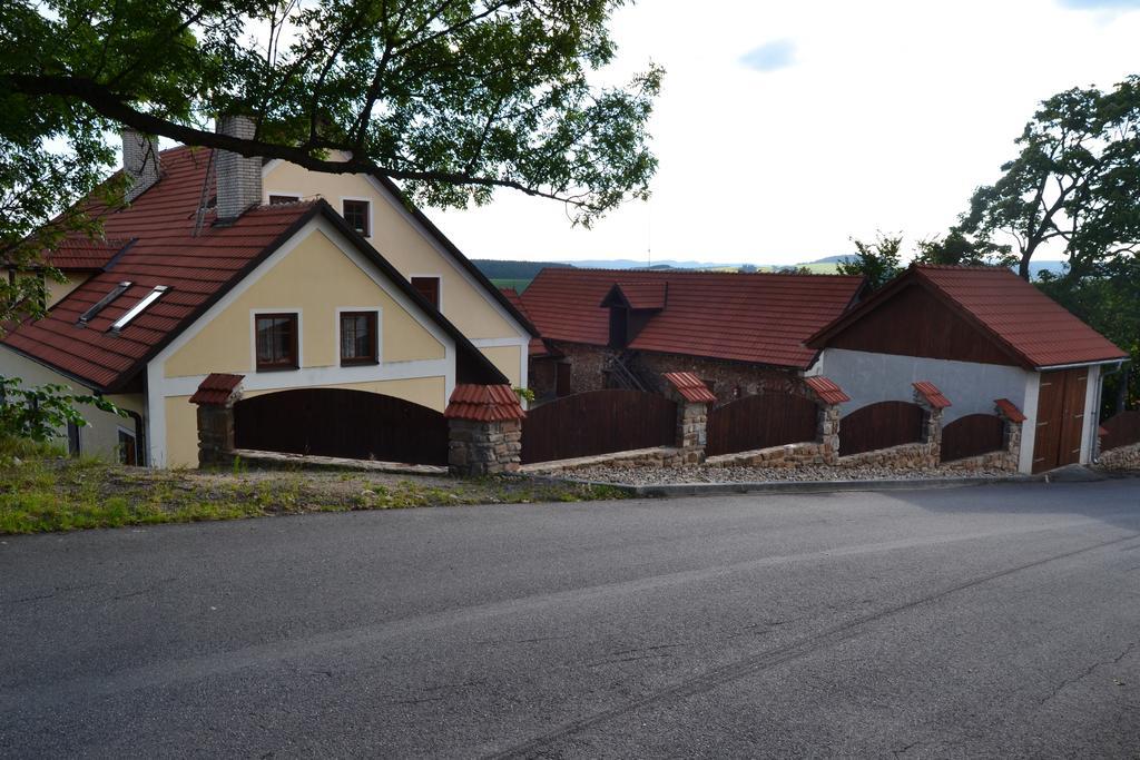 Ubytování na Hájence Bystrice nad Pernstejnem Exterior foto
